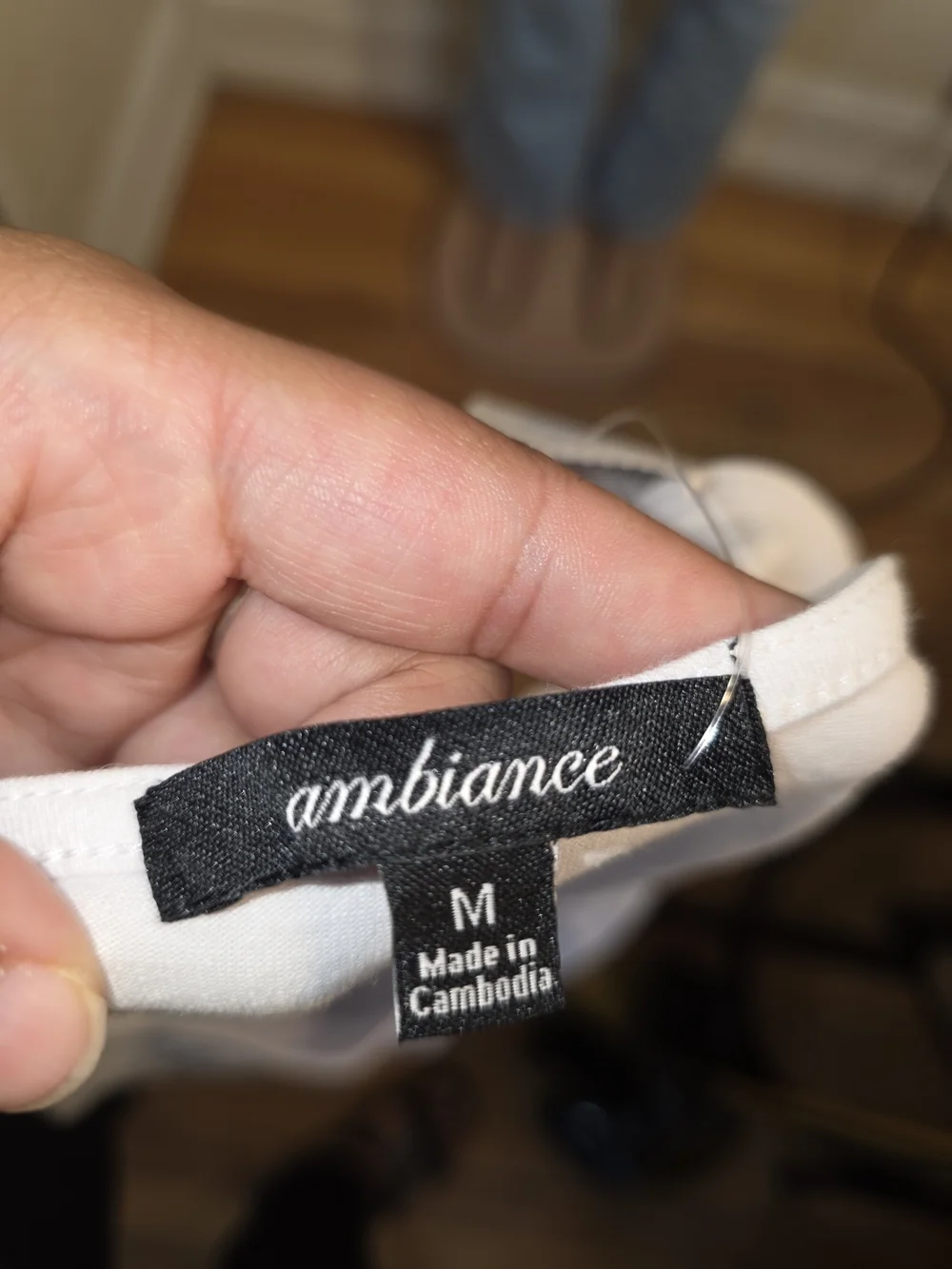 ☆Ambiance White Ruched V-Neck Tank Top☆ - Picture 4 of 4